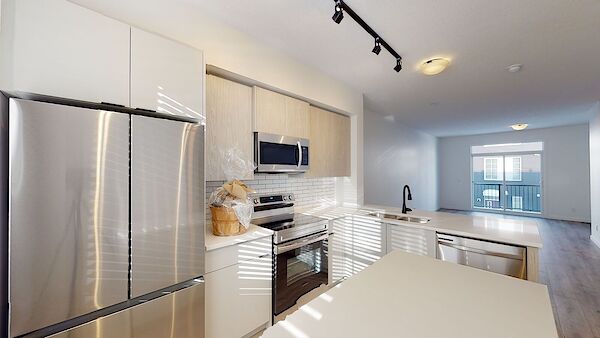 Calgary 2 bedrooms Townhouse for rent. Property photo: 684570-3