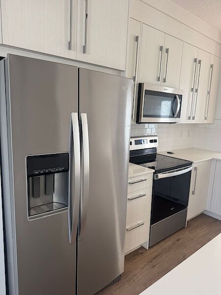 Calgary 4 bedrooms Townhouse for rent. Property photo: 684623-3