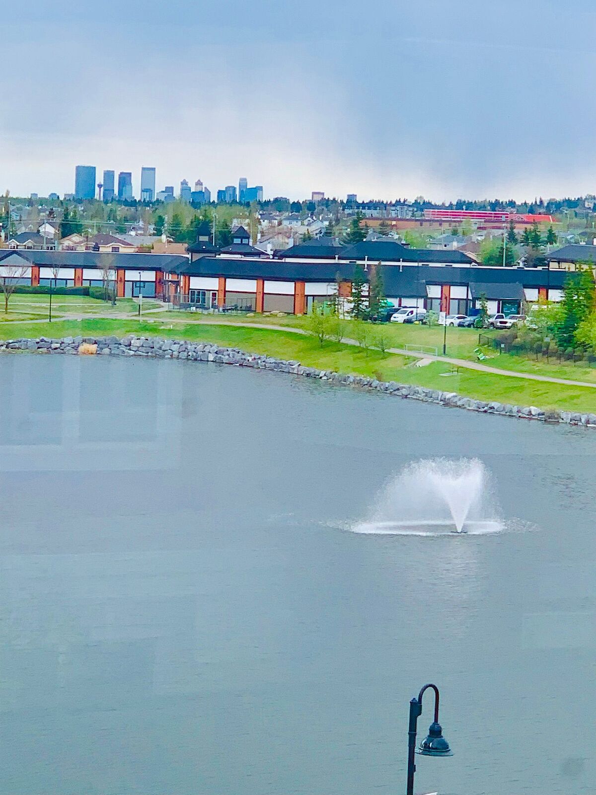 Calgary 2 bedrooms Condo Unit for rent. Property photo: 684705-1