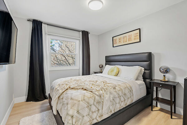 Calgary 3 bedrooms House for rent. Property photo: 684722-3