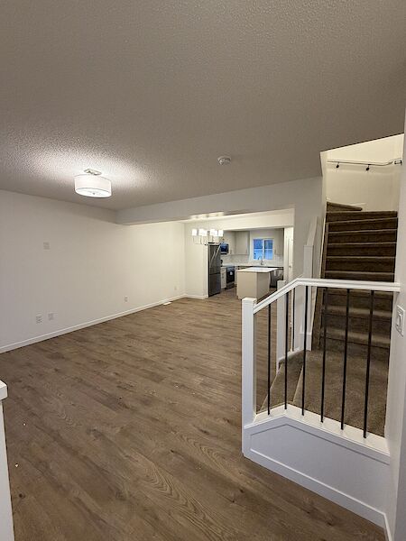 Edmonton 3 bedrooms House for rent. Property photo: 684841-3