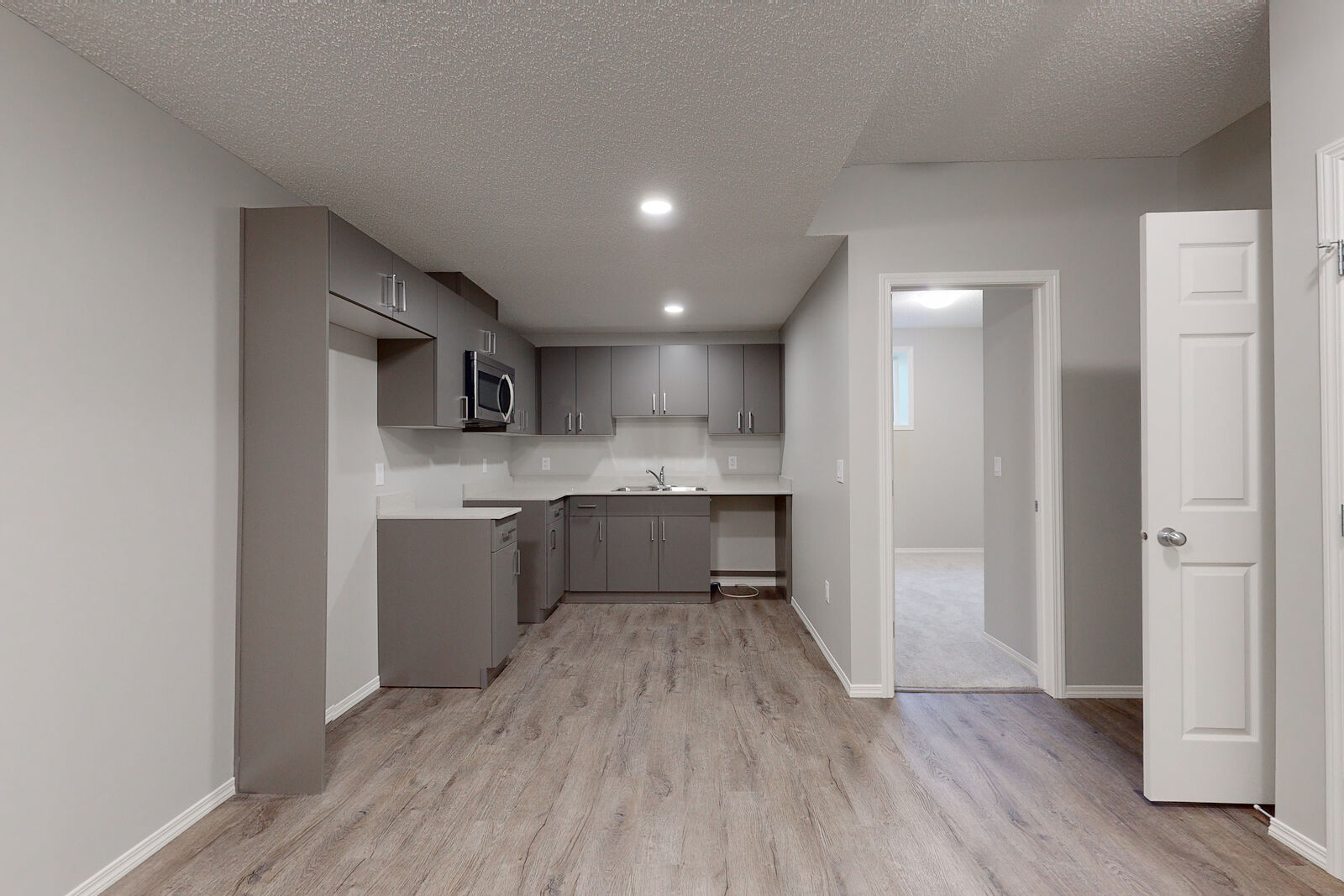 Edmonton 1 bedroom Basement for rent. Property photo: 684843-1