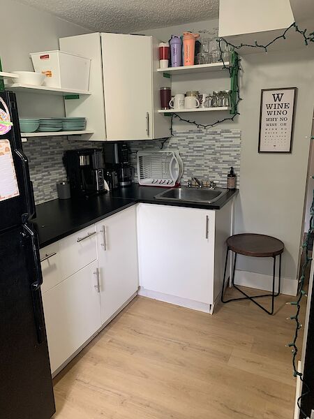 Calgary 1 bedroom Basement for rent. Property photo: 684865-2