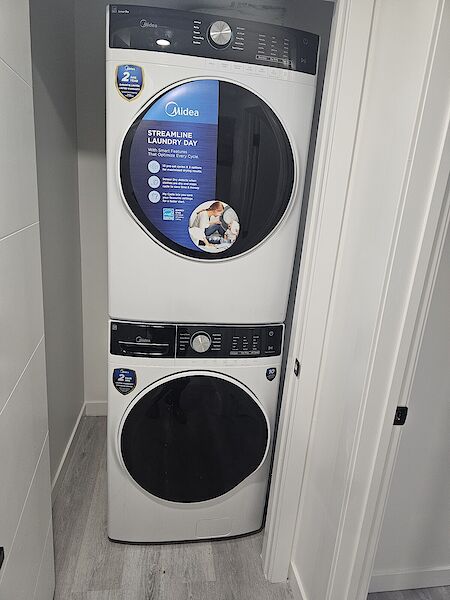 Edmonton 1 bedroom Basement for rent. Property photo: 684911-3