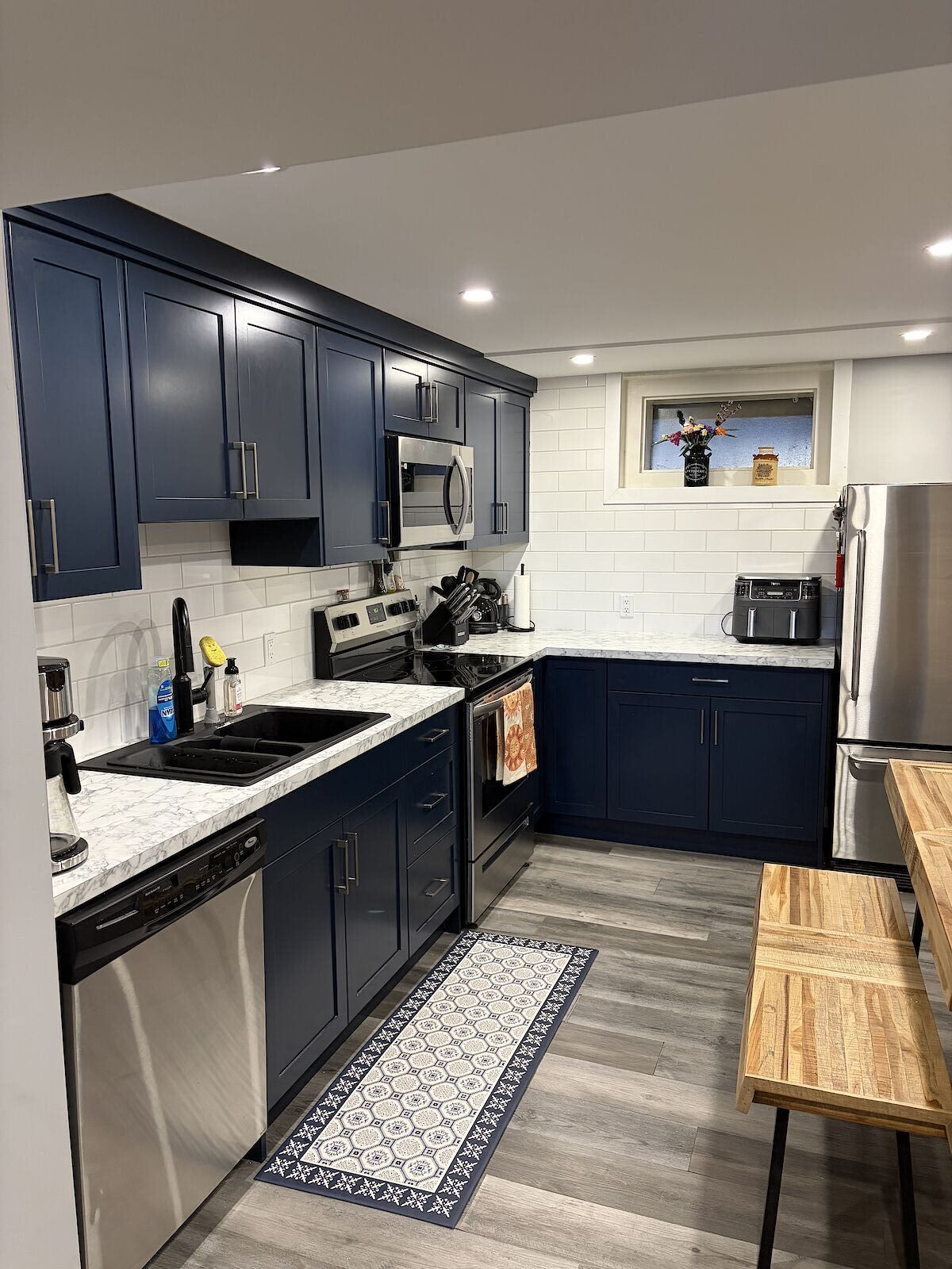 Calgary 2 bedrooms Basement for rent. Property photo: 684920-1