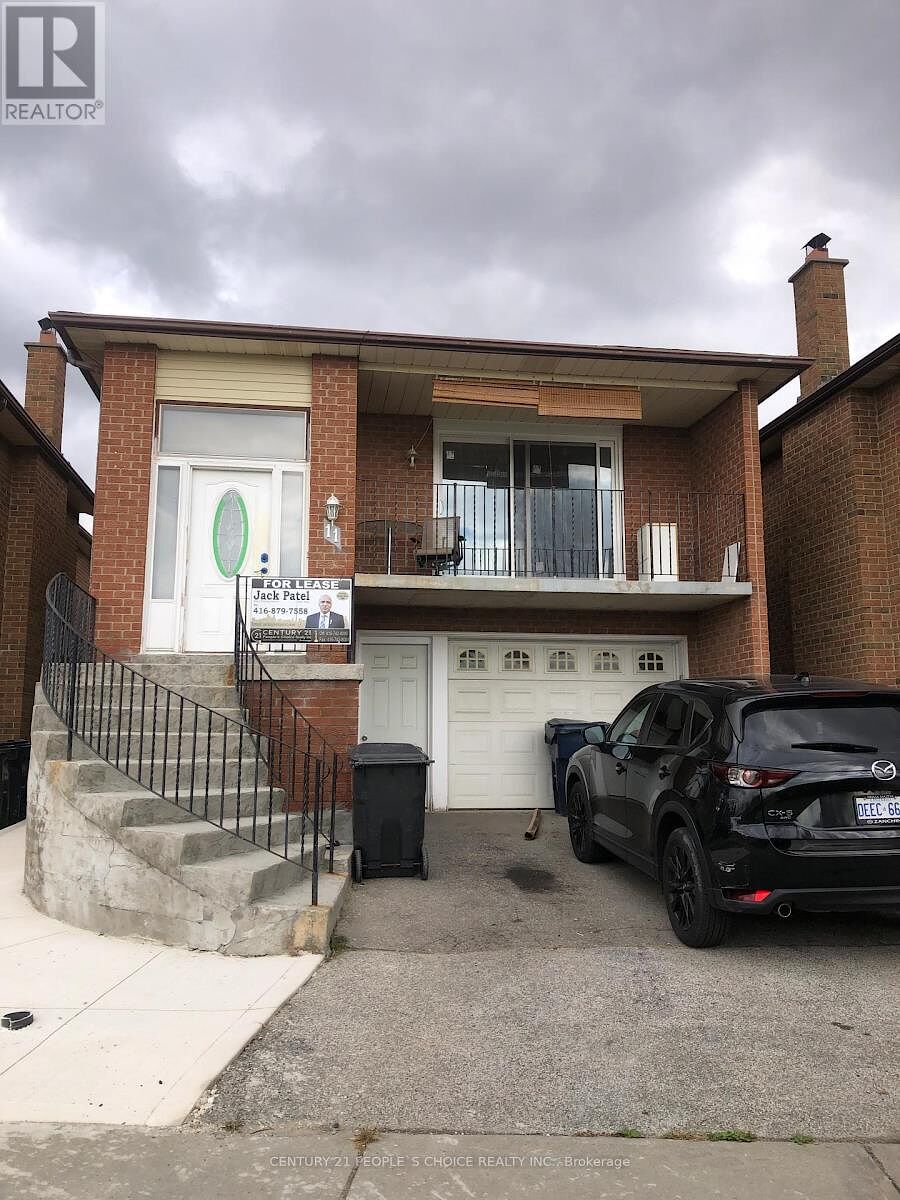 Toronto 3 bedrooms House for rent. Property photo: 685068-1
