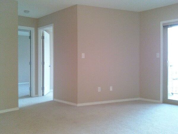 Calgary 2 bedrooms Condo Unit for rent. Property photo: 685116-2