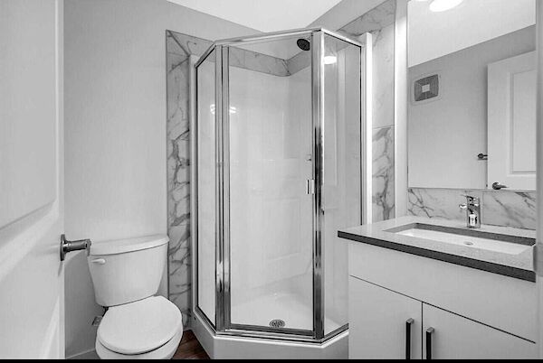 Calgary 2 bedrooms Basement for rent. Property photo: 685158-2