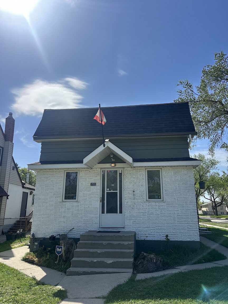 Winnipeg 1 bedroom Fourplex for rent. Property photo: 685311-1