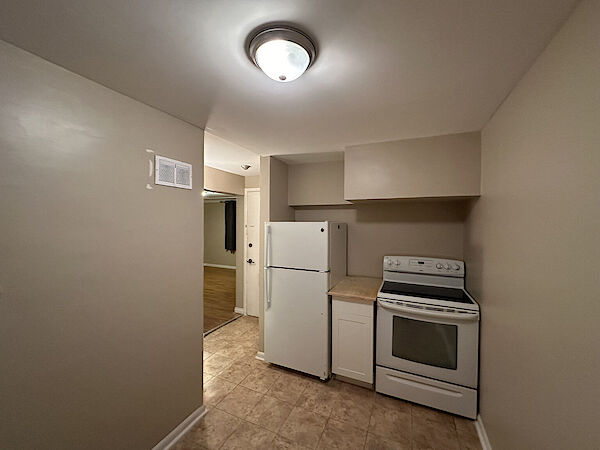 Winnipeg 1 bedroom Fourplex for rent. Property photo: 685311-3