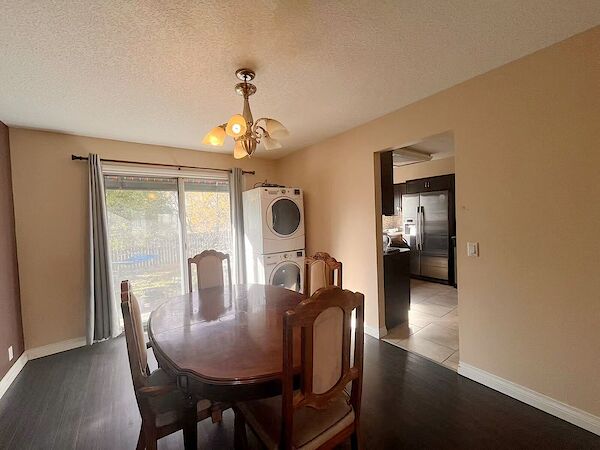 Calgary 4 bedrooms Main Floor for rent. Property photo: 685316-3