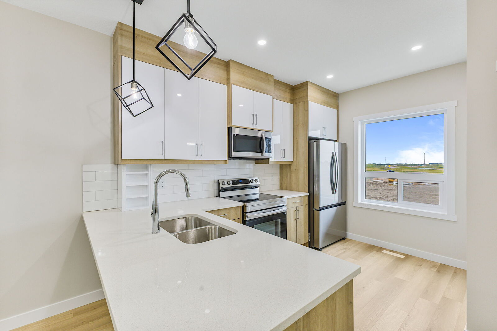 Calgary 3 bedrooms Townhouse for rent. Property photo: 685411-1