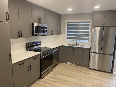 Edmonton 3 bedrooms Townhouse for rent. Property photo: 685457-3