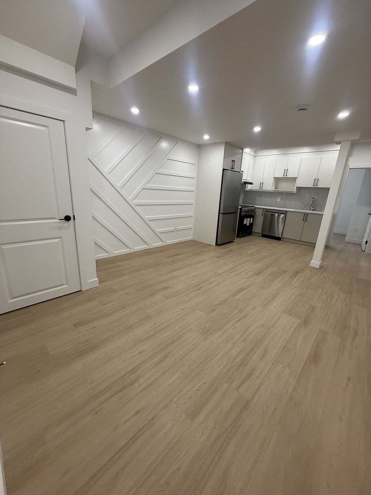 Calgary 2 bedrooms Basement for rent. Property photo: 685500-1