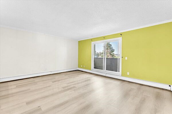 Calgary 2 bedrooms Condo Unit for rent. Property photo: 685530-2