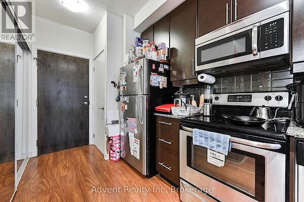 Toronto 1 bedroom Apartment for rent. Property photo: 685566-2