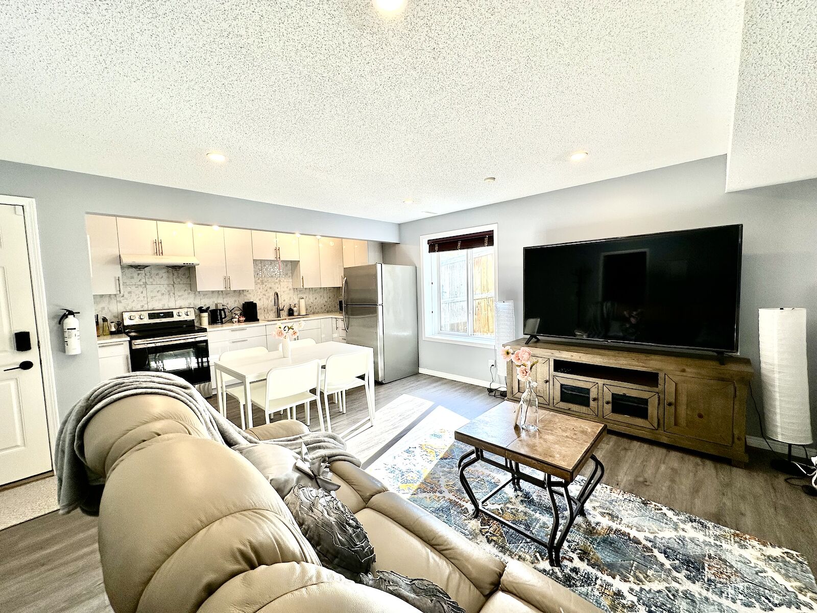 Calgary 2 bedrooms Basement for rent. Property photo: 685702-1