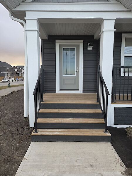 Calgary 3 + Den bedrooms Duplex for rent. Property photo: 685707-3