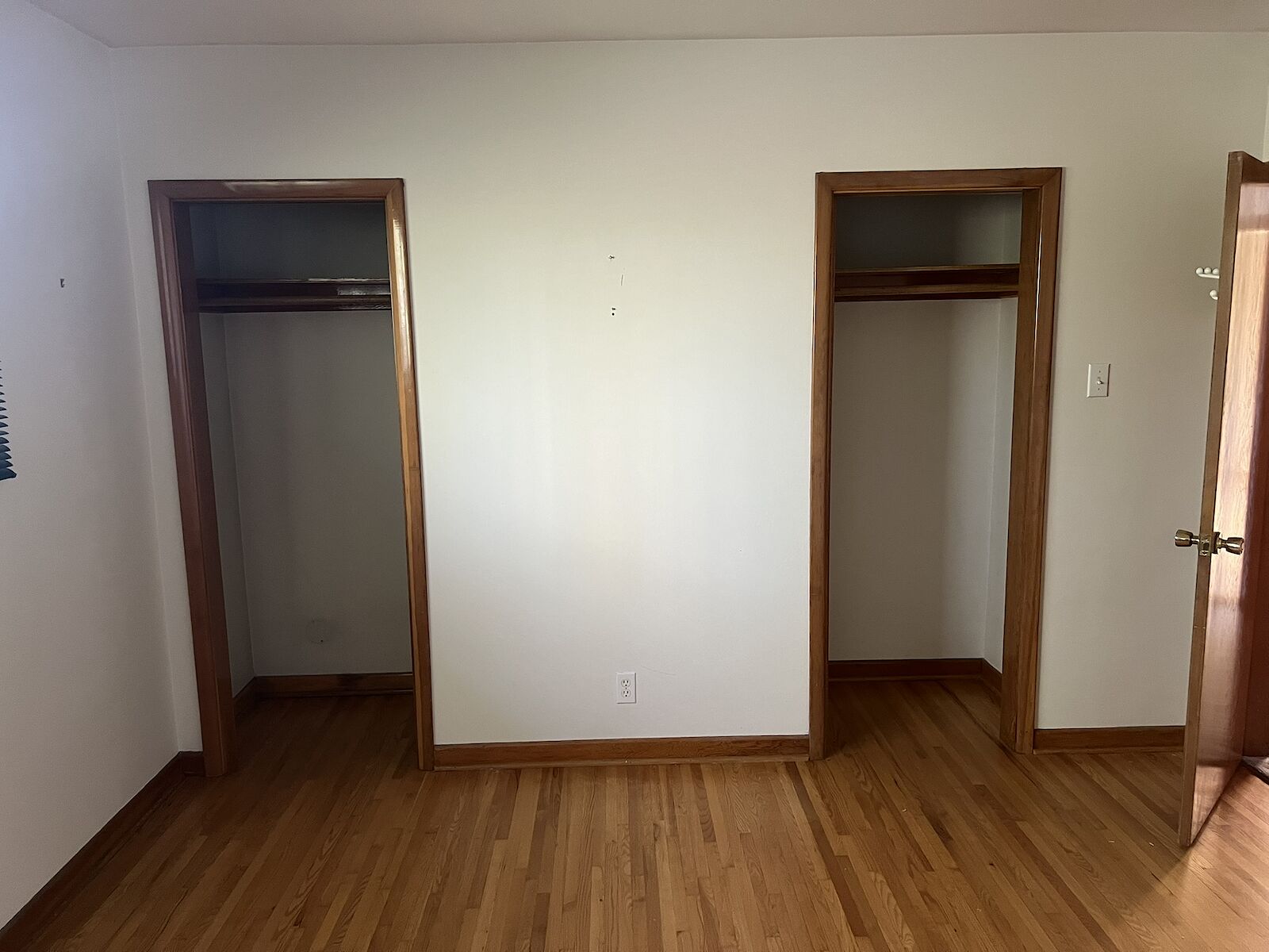 Calgary 2 bedrooms Main Floor for rent. Property photo: 685711-1