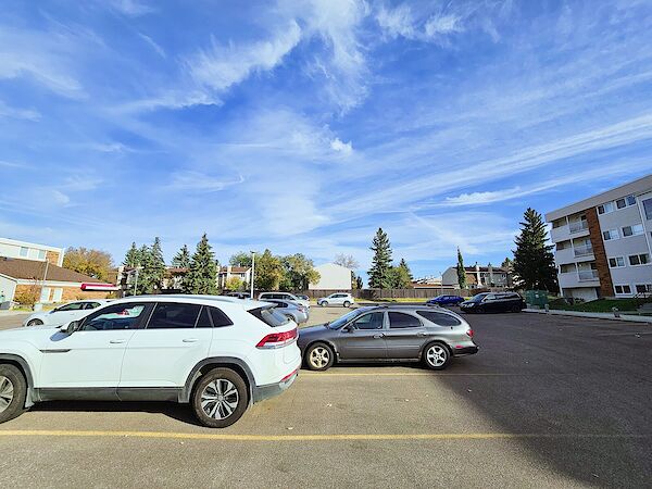 Edmonton 2 bedrooms Condo Unit for rent. Property photo: 685769-3