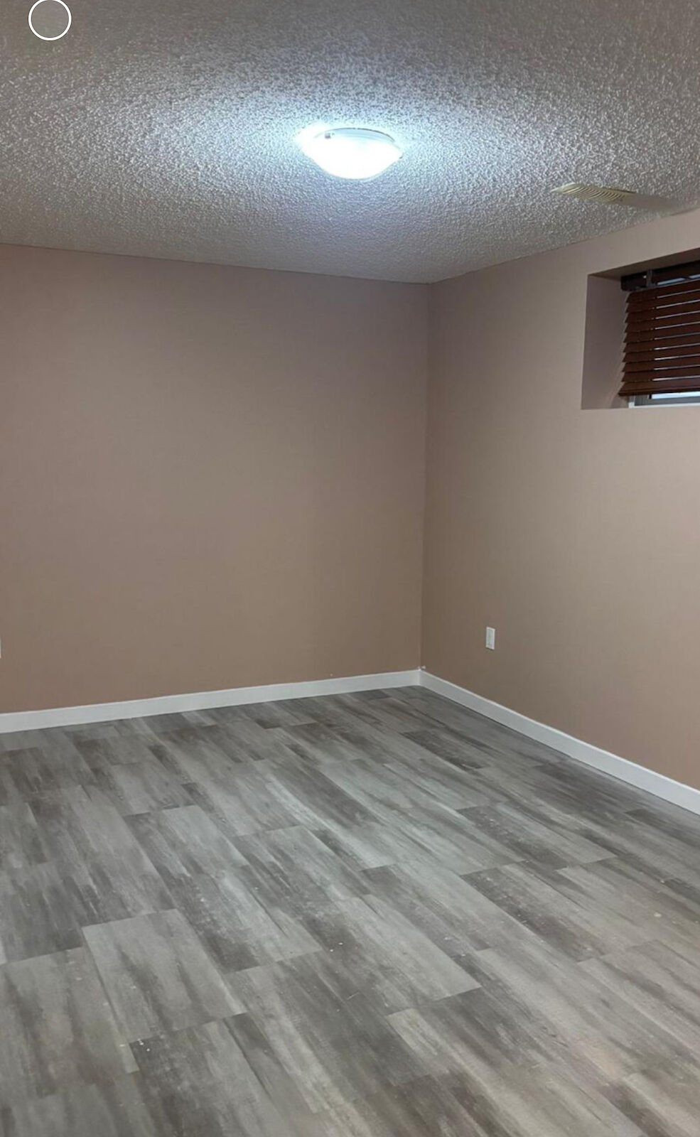 Calgary 2 bedrooms Basement for rent. Property photo: 685814-1