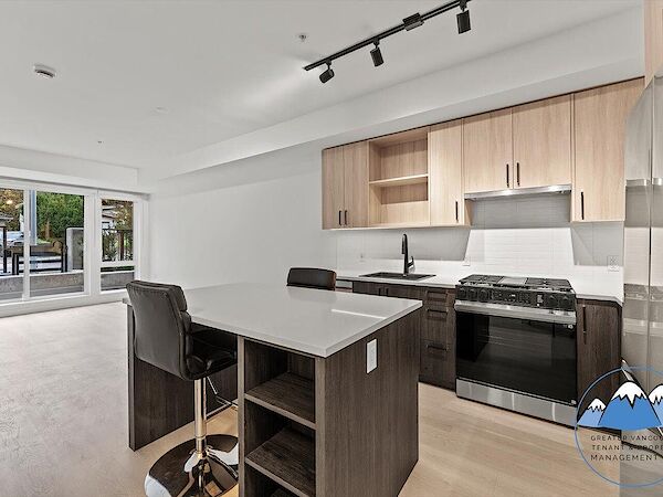 Port Moody 2 bedrooms Condo Unit for rent. Property photo: 685849-2