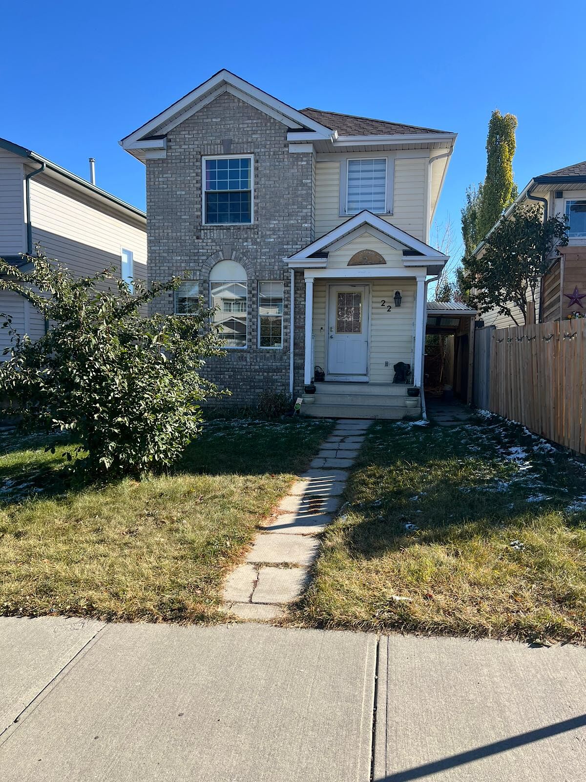 Calgary 3 bedrooms Duplex for rent. Property photo: 685863-1