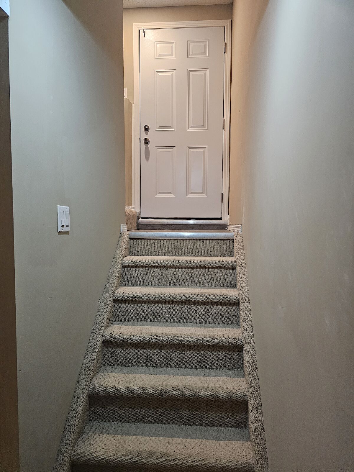 Calgary 1 bedroom Basement for rent. Property photo: 685909-1