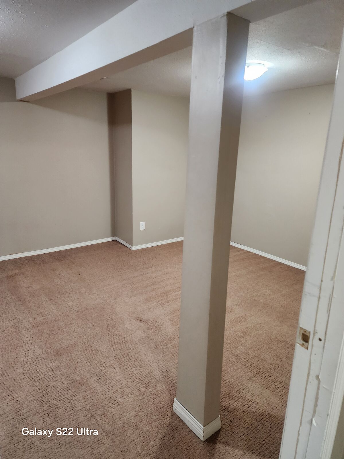 Edmonton 1 bedroom Basement for rent. Property photo: 685958-1