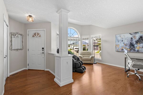 Calgary 4 bedrooms House for rent. Property photo: 685992-2