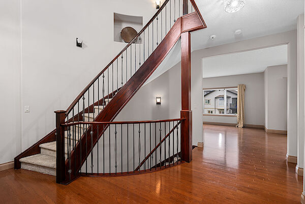 Chestermere 4 bedrooms House for rent. Property photo: 686014-2