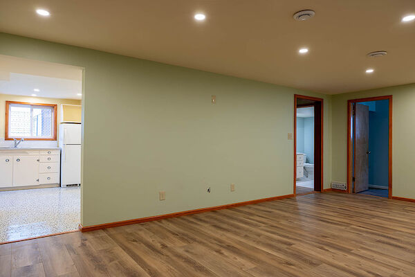 Edmonton 1 bedroom Basement for rent. Property photo: 686183-2