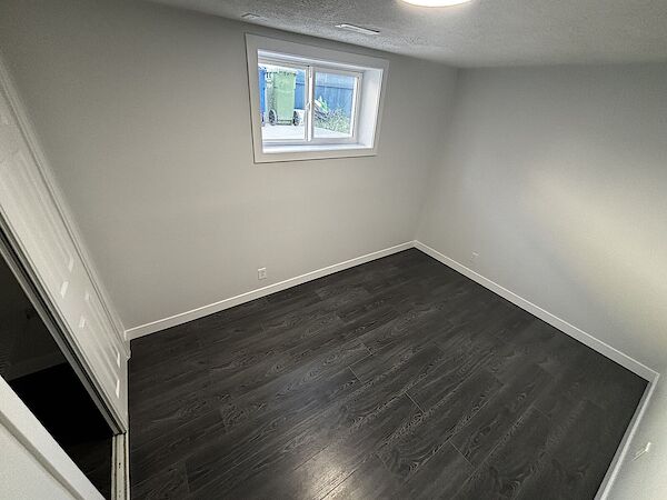 Airdrie 2 bedrooms Basement for rent. Property photo: 686190-2