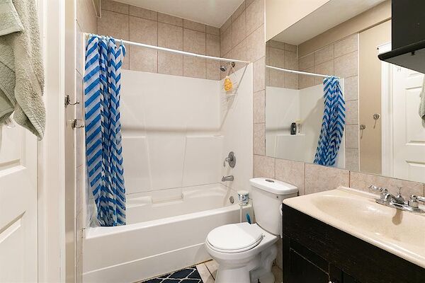 Calgary 2 bedrooms Basement for rent. Property photo: 686203-3