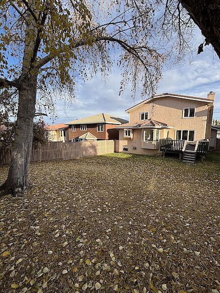 Calgary 4 + Den bedrooms House for rent. Property photo: 686226-2