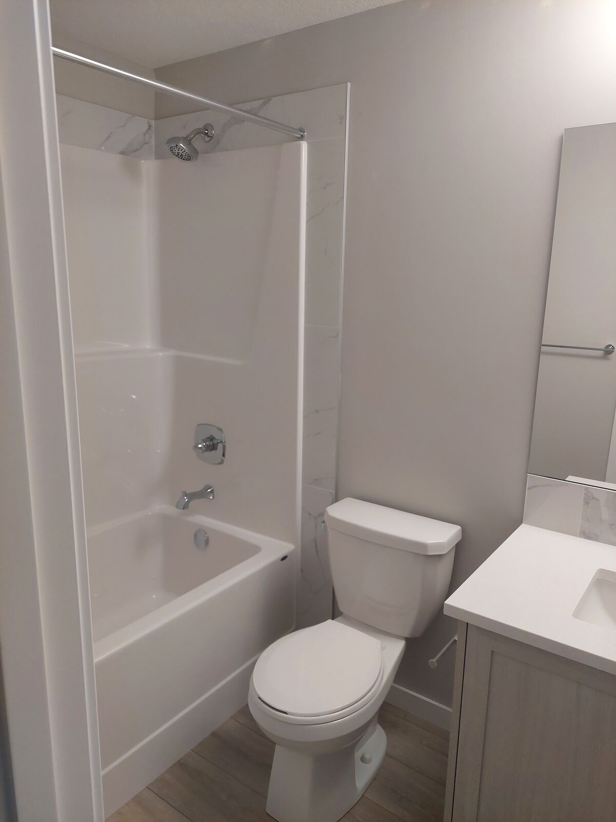 Calgary 2 bedrooms Basement for rent. Property photo: 686227-1