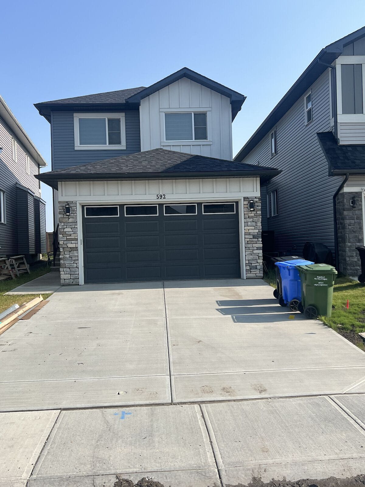 Calgary 3 + Den bedrooms House for rent. Property photo: 686249-1