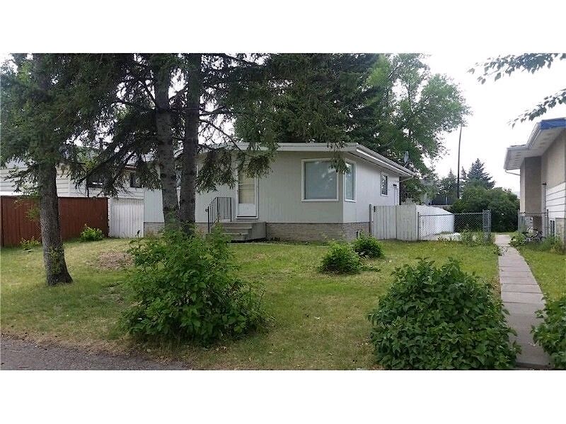 Calgary 2 bedrooms House for rent. Property photo: 686272-1