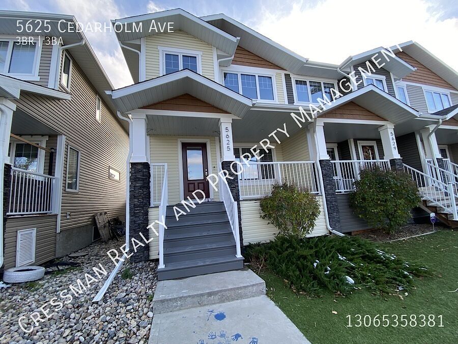 Regina 3 bedrooms Townhouse for rent. Property photo: 686347-1