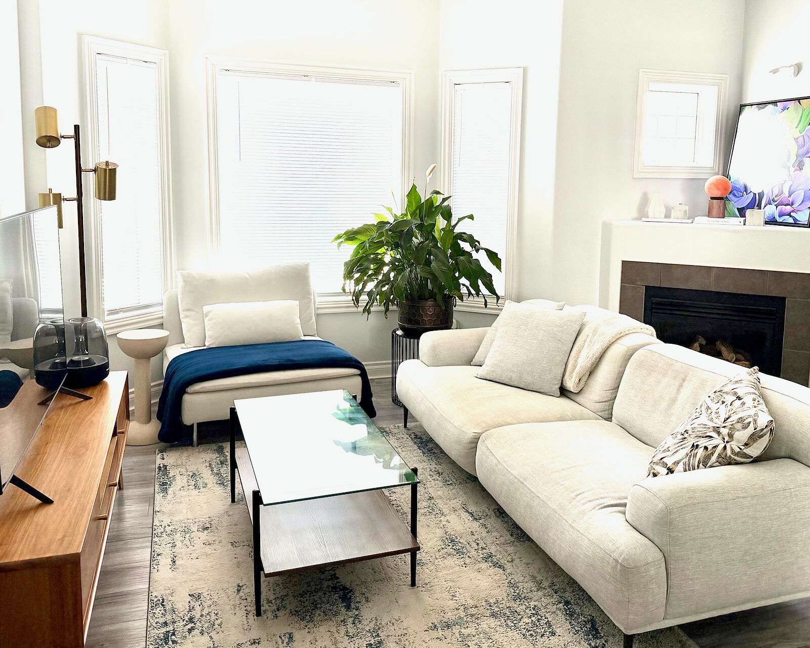 Calgary 2 bedrooms Townhouse for rent. Property photo: 686434-1