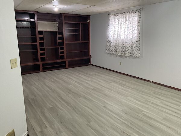 Calgary 1 bedroom Basement for rent. Property photo: 686459-2