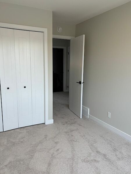 Calgary 3 bedrooms Duplex for rent. Property photo: 686518-3