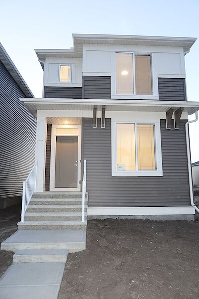 Calgary 4 bedrooms House for rent. Property photo: 686524-2