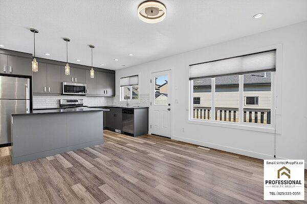 Edmonton 3 bedrooms Main Floor for rent. Property photo: 686526-2