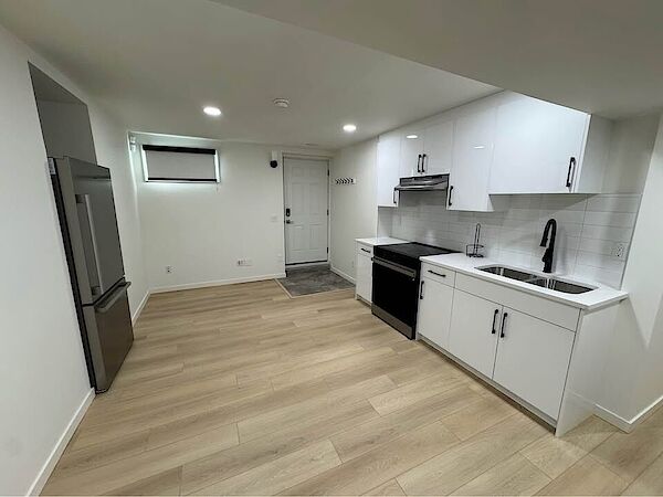 Calgary 2 bedrooms Basement for rent. Property photo: 686527-3