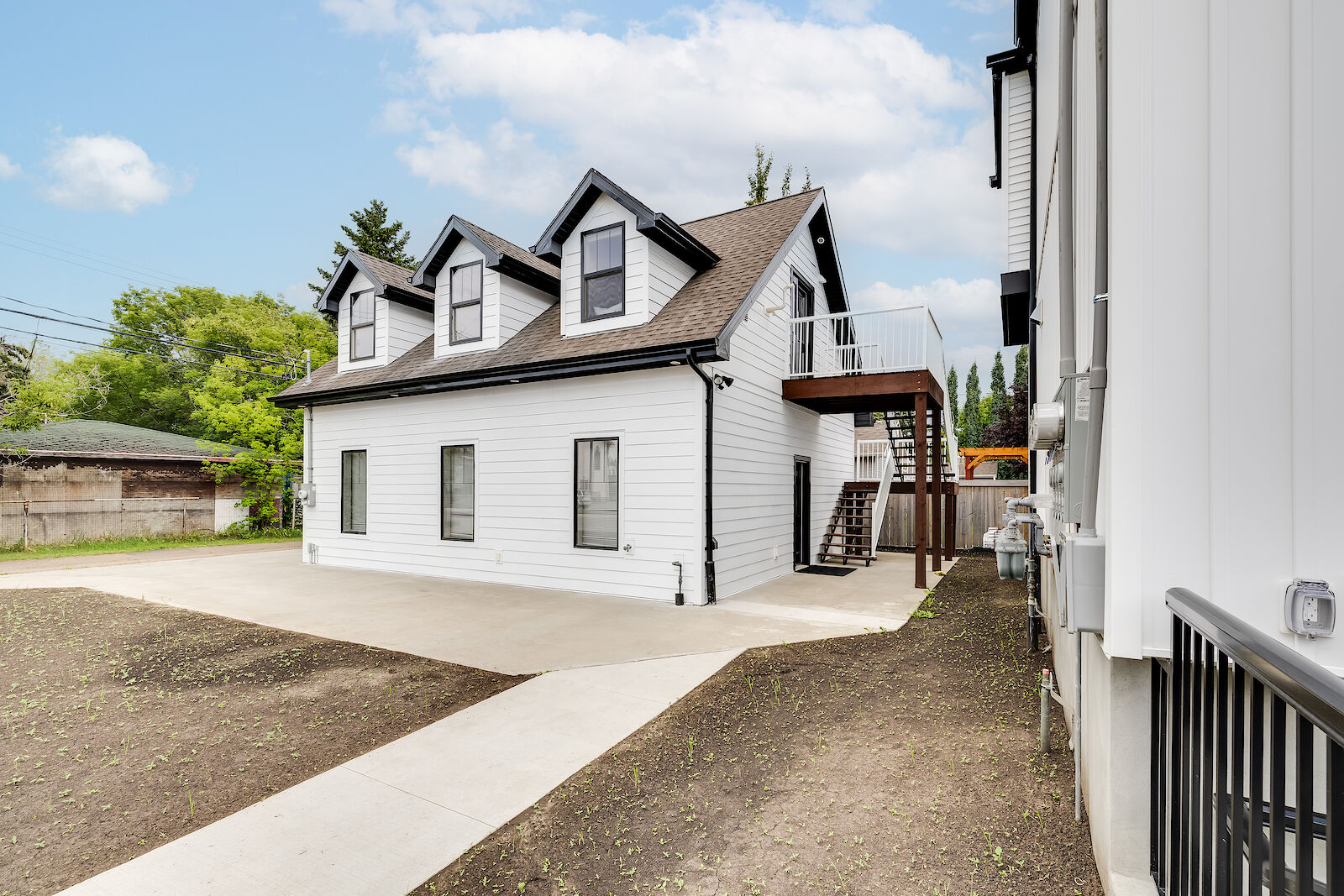 Edmonton studio Garage Suite for rent. Property photo: 686576-1