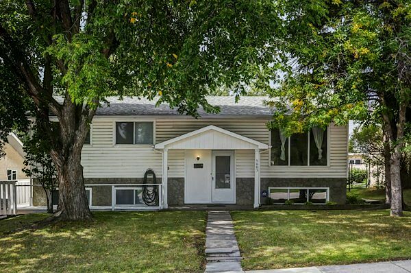 Calgary 3 bedrooms House for rent. Property photo: 686609-1