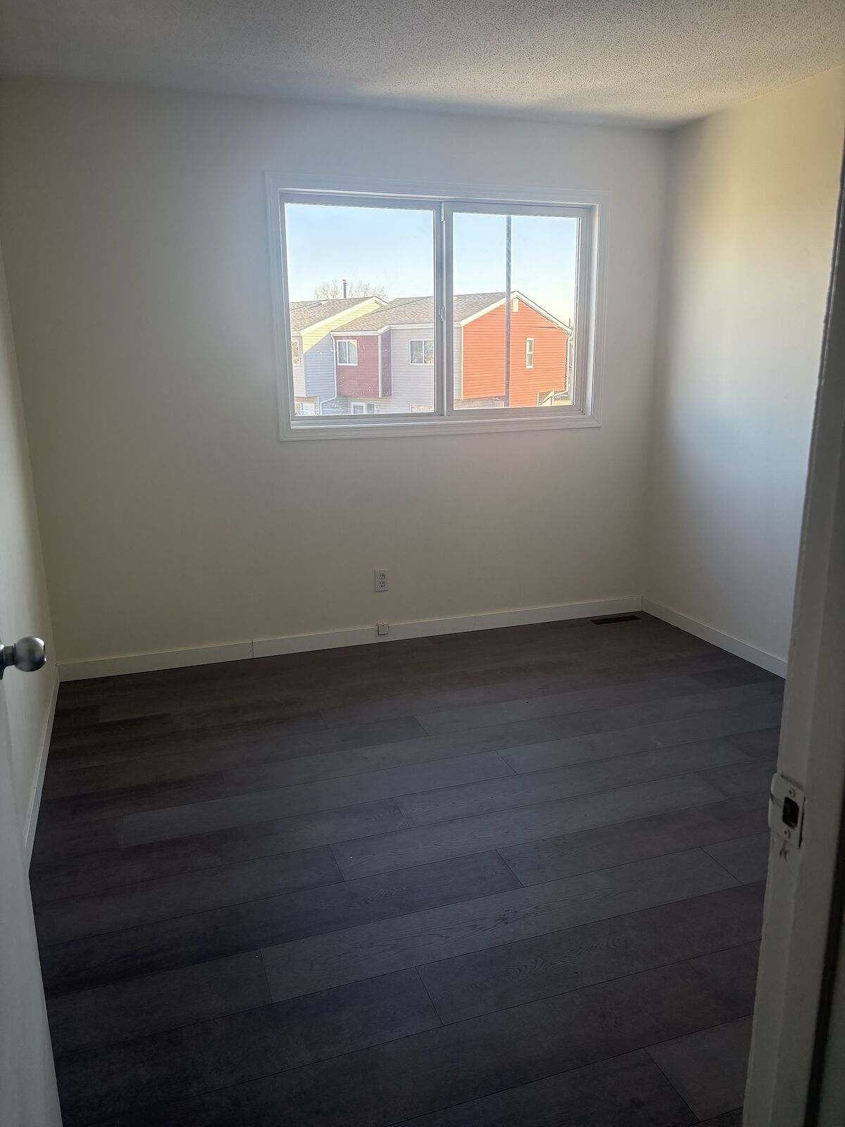 Calgary 1 bedroom Room For Rent for rent. Property photo: 686836-1