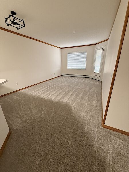 Calgary 2 bedrooms Condo Unit for rent. Property photo: 686901-3