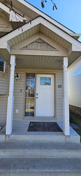 Calgary 2 bedrooms Main Floor for rent. Property photo: 686916-3